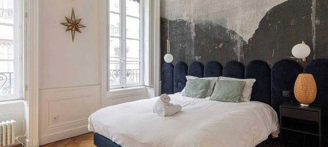 Luminous Apartment 2BR/4P - Bellecour/Place Ampère in Lyon