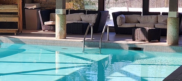 Luxe Mode One Bedroom Unit with Jacuzzi in Oro - Medonte