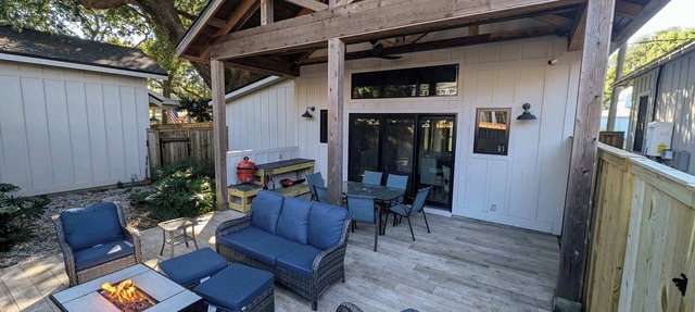 Luxurious East Hill Guest House w/King Bed! in Pensacola