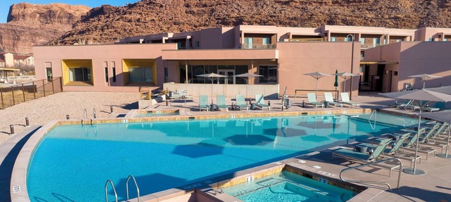 Luxury Desert Retreat a Thrill Seekers Dream! in Moab