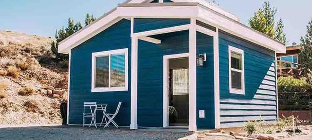 Luxury Tiny House on 1 acre near Zion & St George in Leeds