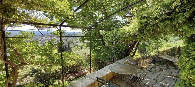 Maison D'architecte Indépendante Dans un Jardin Avec vue Remarquable in COTIGNAC