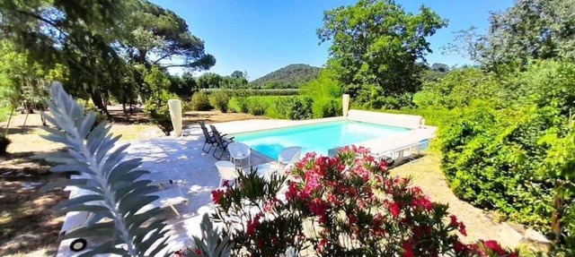 Maison DE Maître AU Domaine DU Pressoir - Pierrefeu in PIERREFEU-DU-VAR