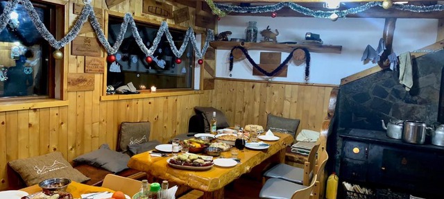 Malka Yurta Hut in Panichishte