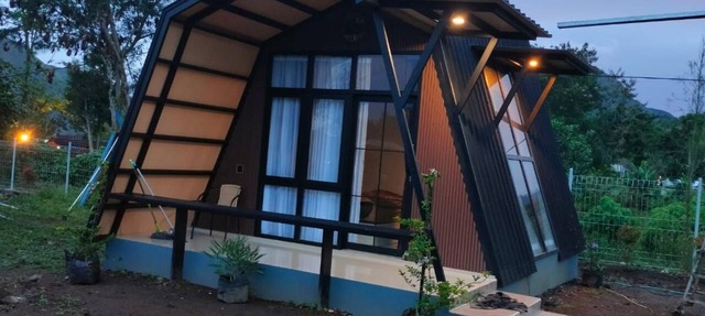 Mawar Cabin & Camp Sembalun in Sembalun Lawang