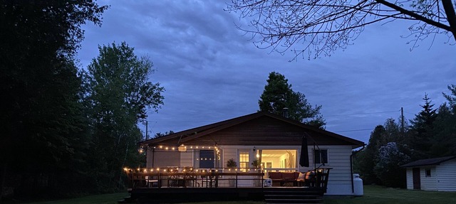 Mink Lake Waterfront Cottage in Eganville
