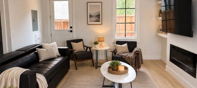 Modern Luxury Killarney Retreat | AC | Sleeps 8 in Calgary