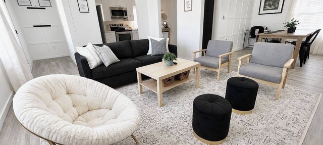 Montague View: Home Across from Lakeview Park in Regina