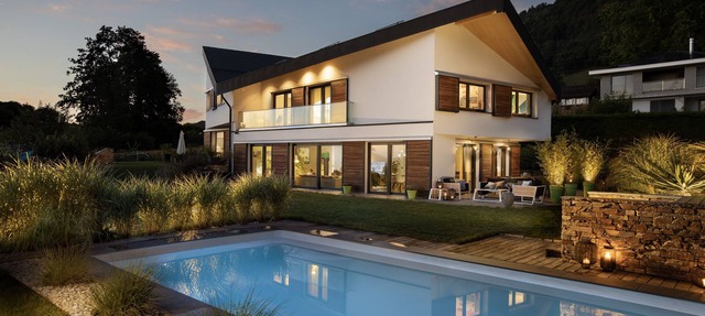 Montreux Holiday Home (Modern Villa) with view on the lake & the mountains in Blonay
