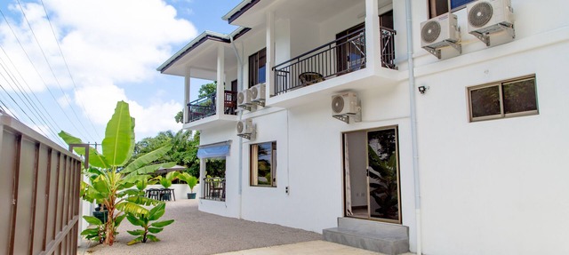 Mount Simpson, 2-Beds, Sleeps 4, 5 mins to Beach in Mahe