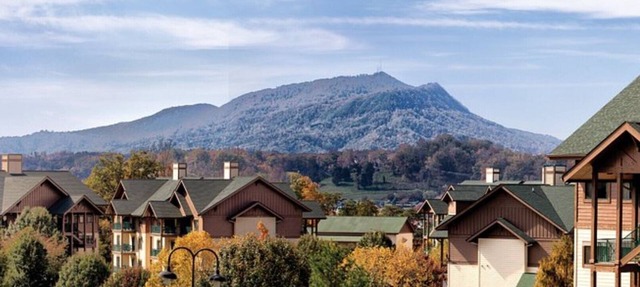 Mountain Magic at Wyndham Smoky Mountains –The Ultimate Family Escape- 3 Bd. Dlx in Sevierville