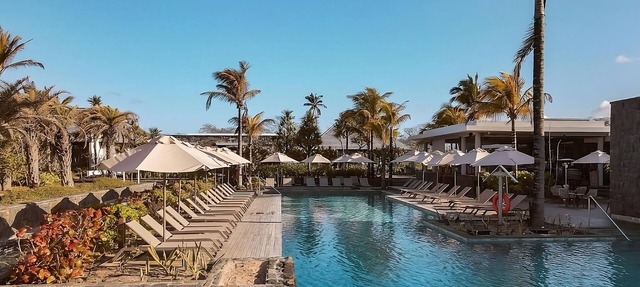 4 Units | Elegant Beachfront Villa Stay at Anantara Iko Resort, Mauritius in Blue Bay Marine Le ChalandPark