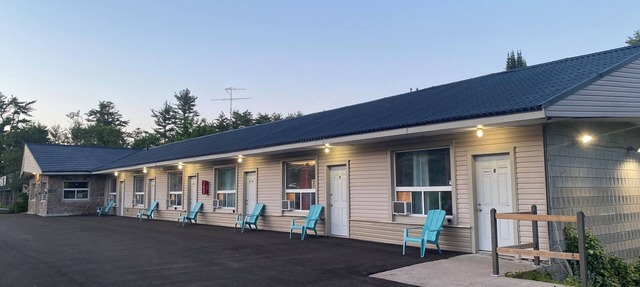 Muskoka Nights Motel in Gravenhurst