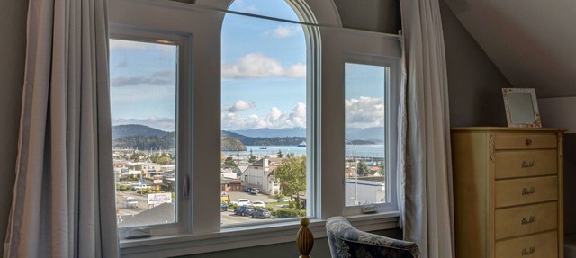 Nantucket Inn in Anacortes