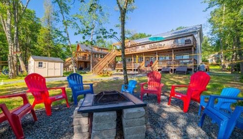 Near Water Park Resorts Lakefront Pocono Home in Pocono Summit