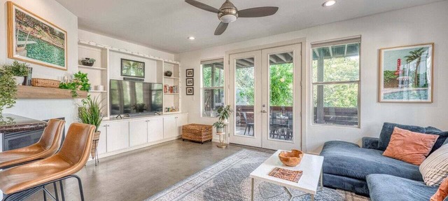 *New* Austin Skyline Vista 🦚 | Rooftop Views, South First Vibes 🌵🎸 in Austin