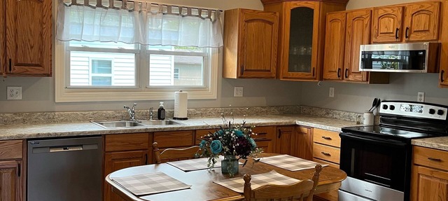 Newly Remodeled Town House! in Mount Sterling