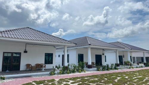Ocean Cottage 2, Radiant Teluk Sari in Kampung Mawar