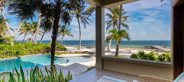 Ocean Front Condo With Private Roof Top Deck - Gold Standard Approved in San Pedro