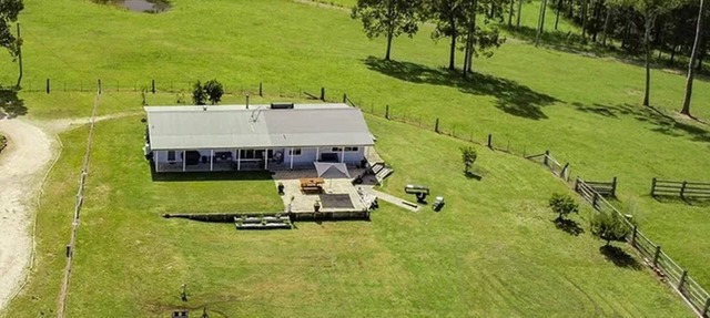 Omaroo - rural escape - air con - pet friendly - Shallow Bay in Shallow Bay