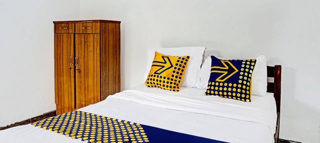 OYO Life 91896 Kost Bu Dewi Syariah in Pandaan