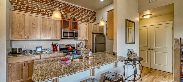 Perfect Location! The Downtowner- Cozy and Convenient! in Salida