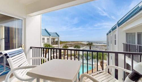 Poolside Villas 306 in Destin