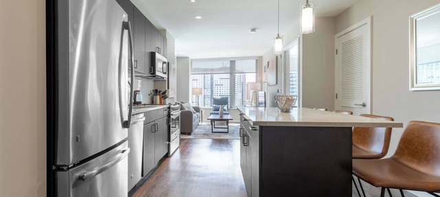 Private 2BR Apt Walk to Restaurants in Boston MA