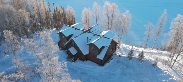 Private lakefront cabin with WiFi in charming Talkeetna, Alaska in Talkeetna