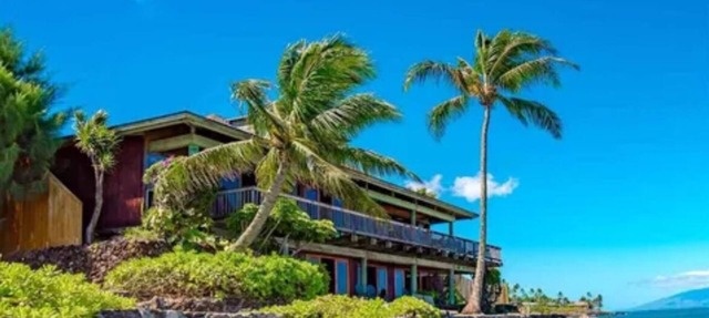 PRIVATE OCEAN FRONT ESTATE ON TURTLE COVE, NAPILI - MOST SPECTACULAR LOCATION in Lahaina