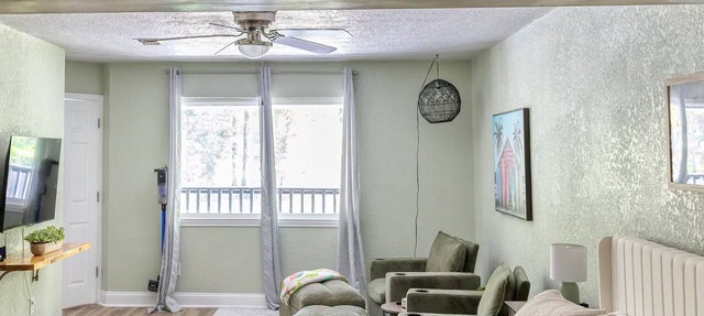 Private Studio Oasis in Pensacola