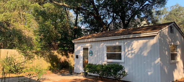 Proper Happy Cottage in Gulf Breeze