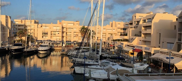 Quai honor sea view T2 4 pers redone nine port bormes swimming pool parking in Bormes-les-Mimosas