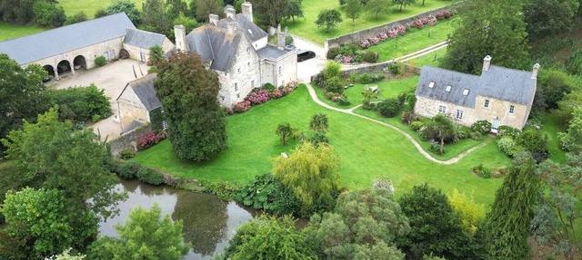 Quiet 4-star cottage on 2.5ha grounds 15km from the sea. in Valognes