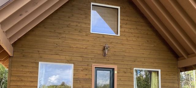 Red Sled Lakefront Cabin in Talkeetna