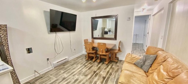 Renovated Private Apartment near Ottawa - Clean & Quiet in Gatineau