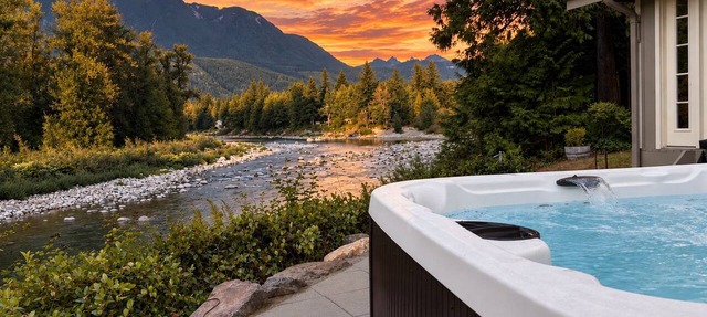 Riverfront Mountain Retreat with Hot Tub, EV Charger, Pet Friendly in Sky Valley in Gold Bar