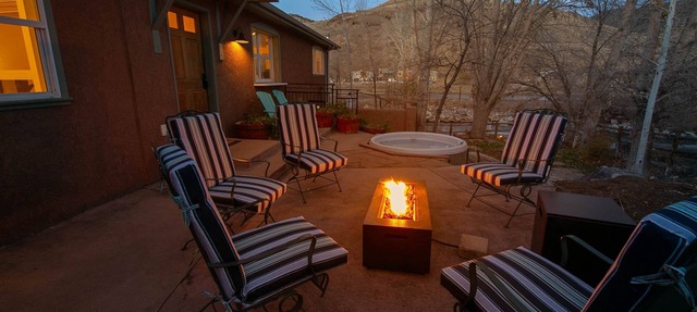 Riverside Hacienda Downtown Salida! Hot tub 0251 in Salida