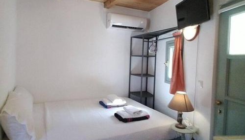 Rodomelo Cute Studio 2 in Leonidio