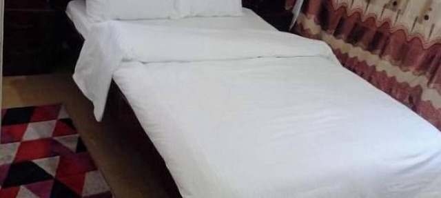Royal Gardens Muthatari - Embu : Deluxe Queen Room in Embu