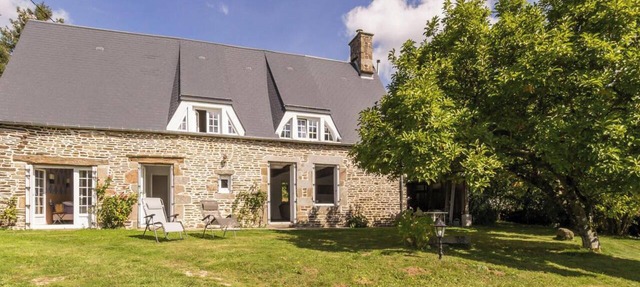 Rustic house with garden - 4 guests in Sourdeval