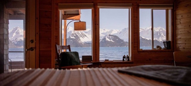 Rustic Roots Seaside Indigo Cabin in Seward