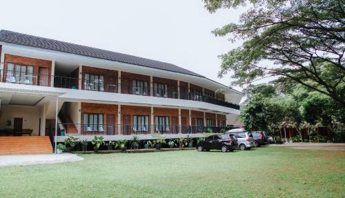 Saung Dolken Syariah Resort & Hotel in Sukaraja
