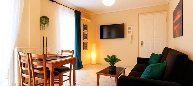 Seaside Astros Getaway - La Maison Etoile in Paralio Astros
