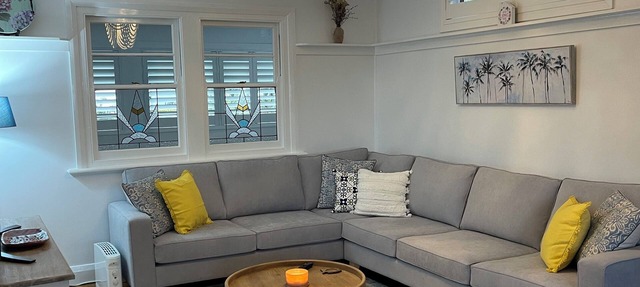 Seaside Village Cottage Charm in Shellharbour