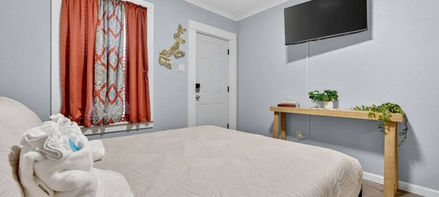 Simple & Comfy Tiny Pensacola Studio in Pensacola
