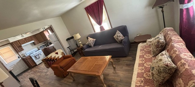"Simple Stay" Conveniently located to everything! in Youngstown