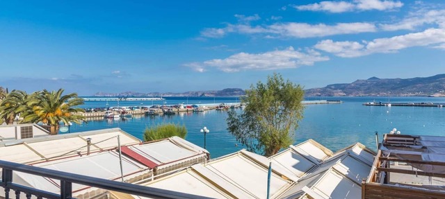 Sitia Old Port studio Blue - 3min walk to beach - AC - WIFI in Sitia