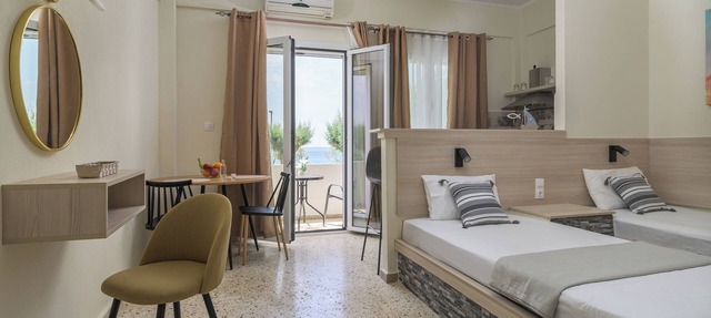 SOLE e MARE #A2 Beachfront Apartment – Just 10 Meters from the Sea! in KOUTSOURAS