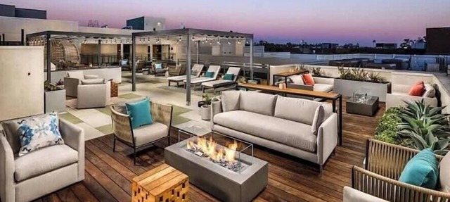 Spacious 3BR Apt with Pool & Rooftop Deck in Inglewood